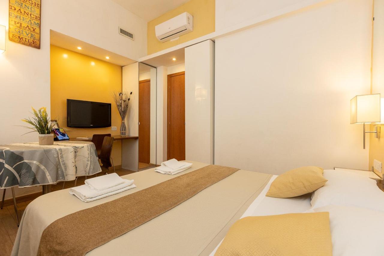 Hotel Internouno Rzym Zewnętrze zdjęcie